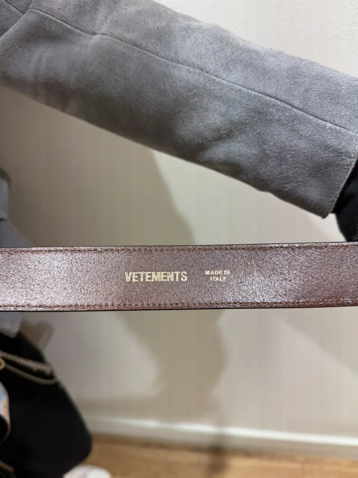 Vetements 18FW Holographic Emoji Belt