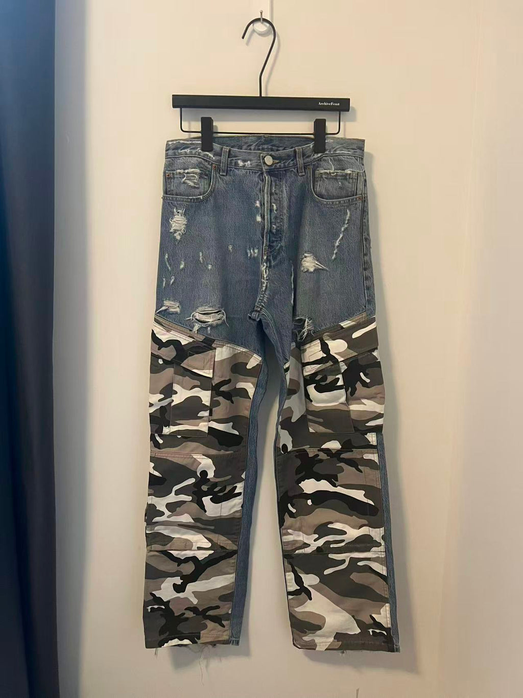 Vetements 19FW Snow Camo Denim