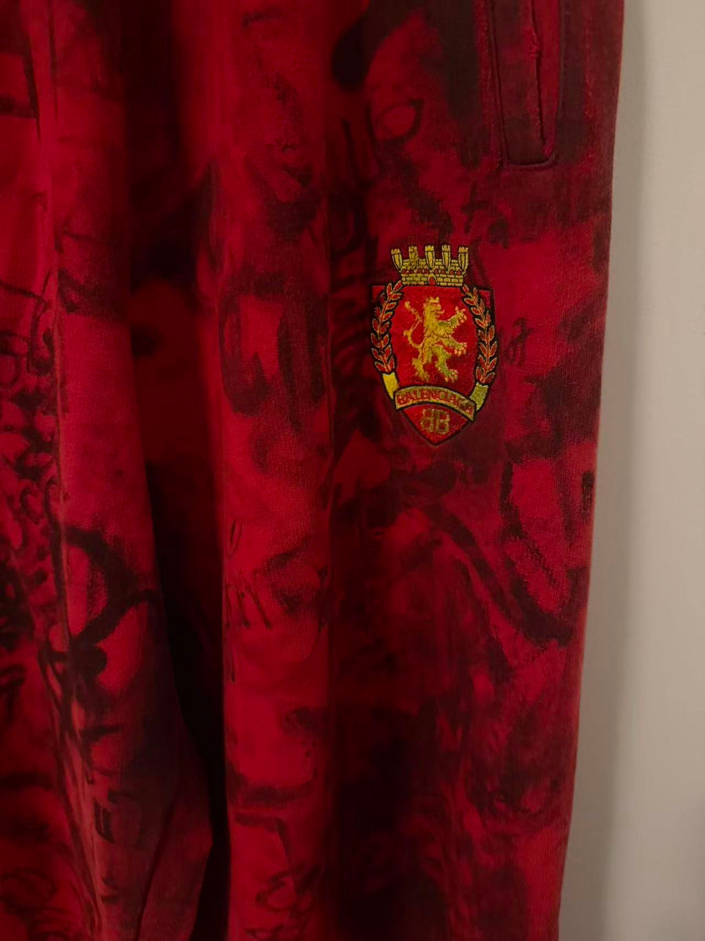 Balenciaga 23SS Red Skater Graffiti Sweatpants Sample