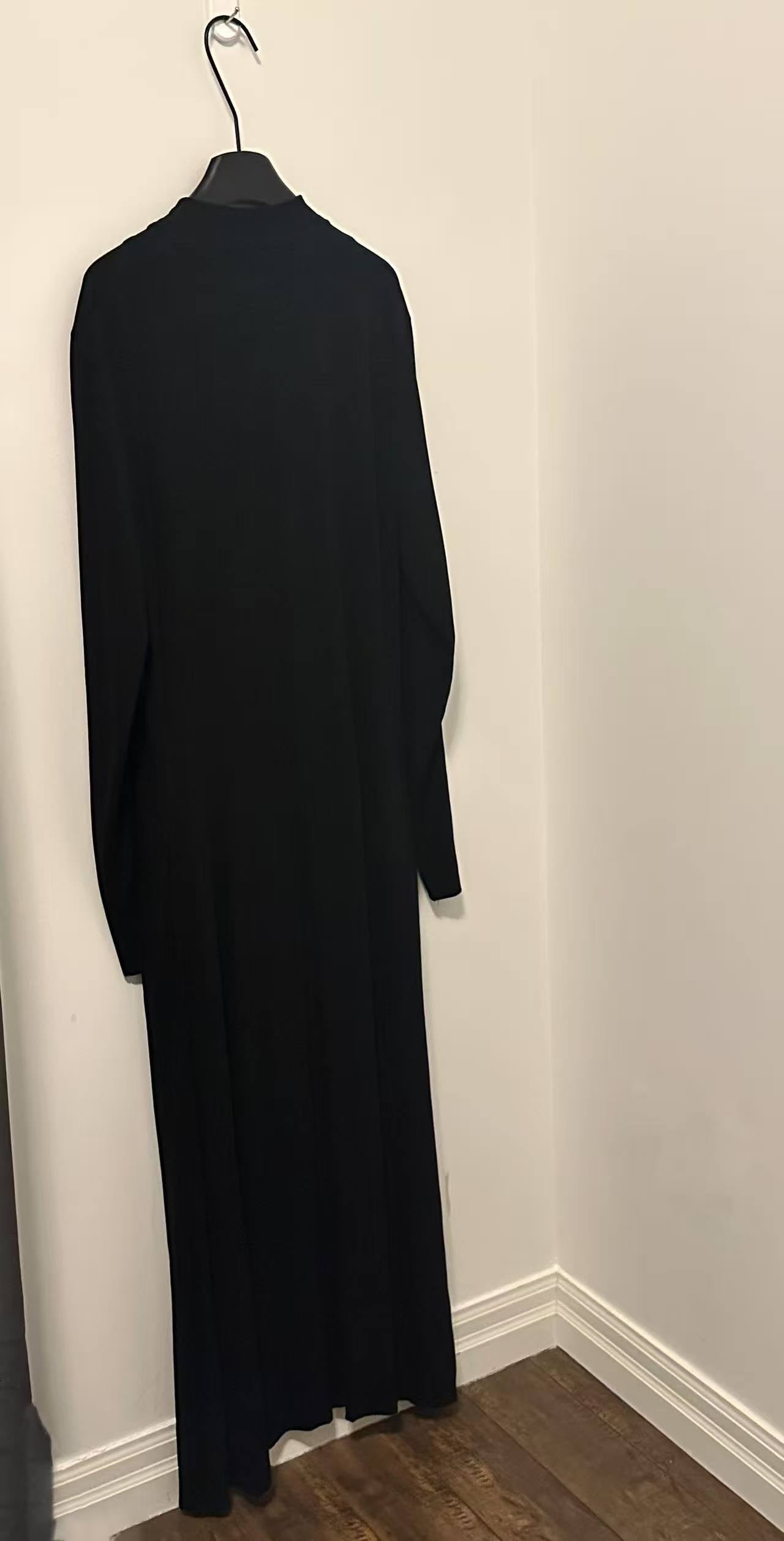 Vetements 19FW Black Priest Coat