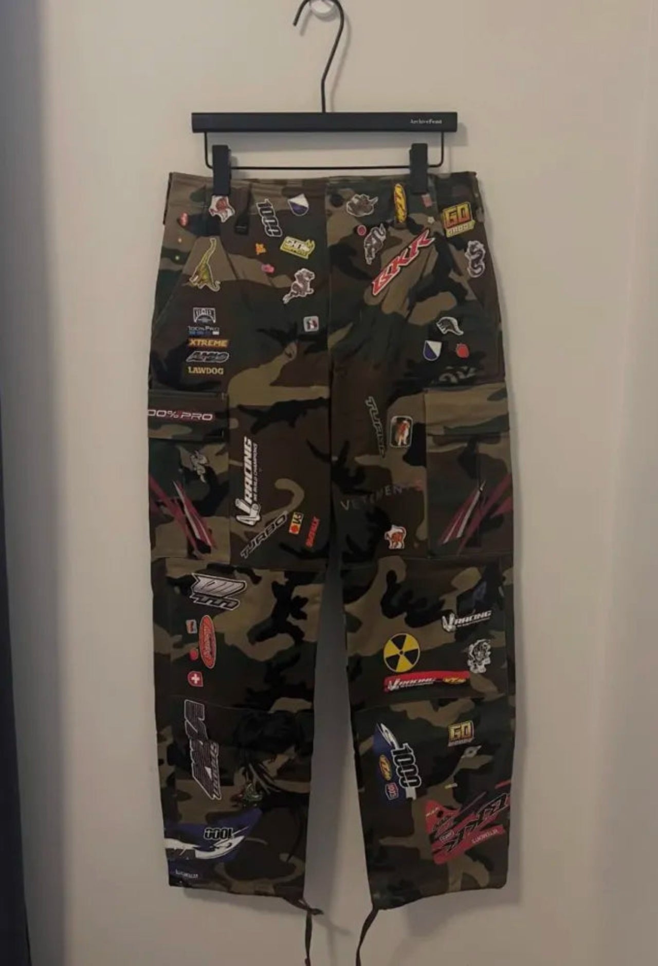 Vetements 18FW Camoflage Sticker Cargo